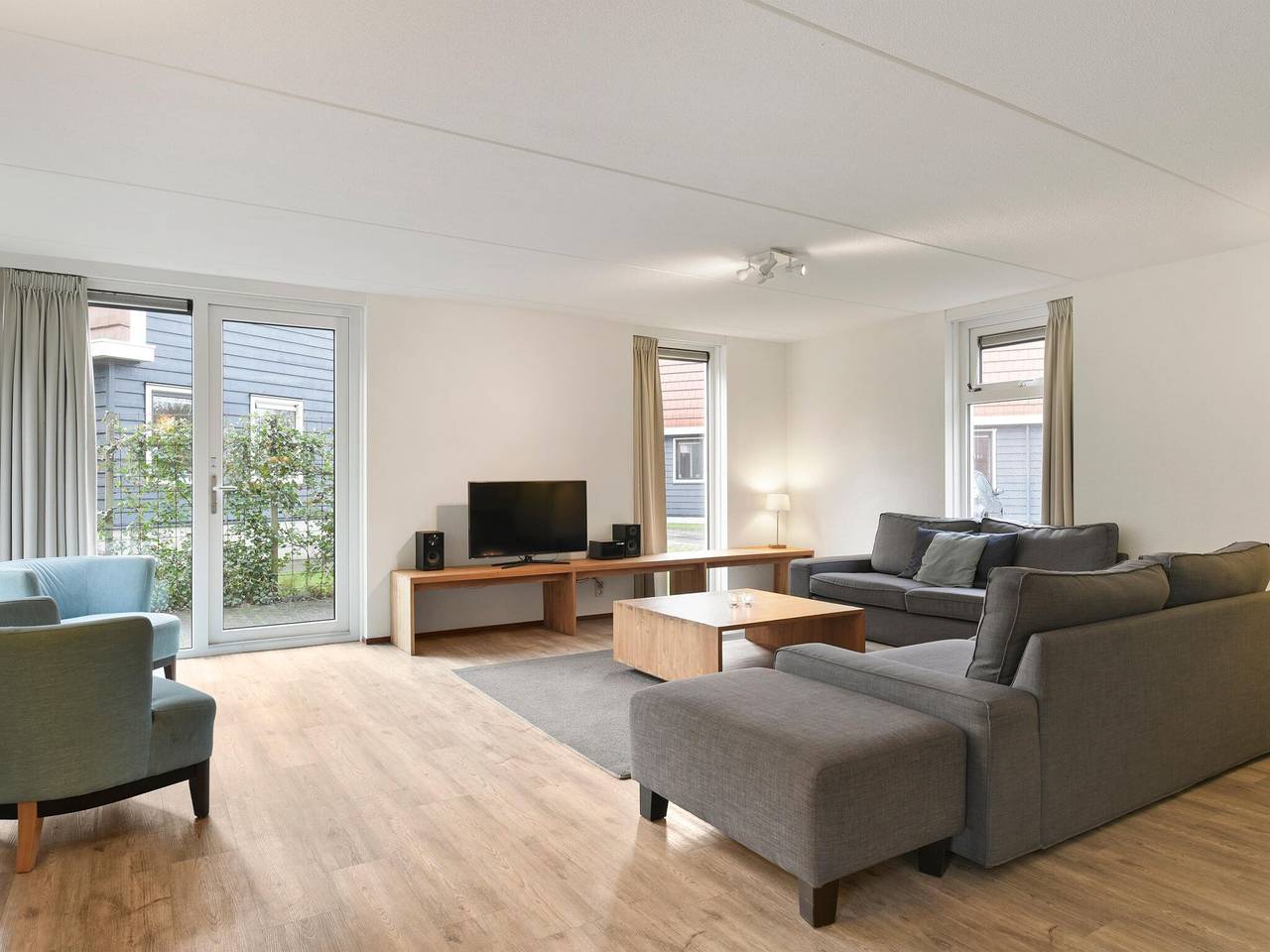 Ferienhaus in Drenthe am See für 12 Von Belvilla in Drenthe