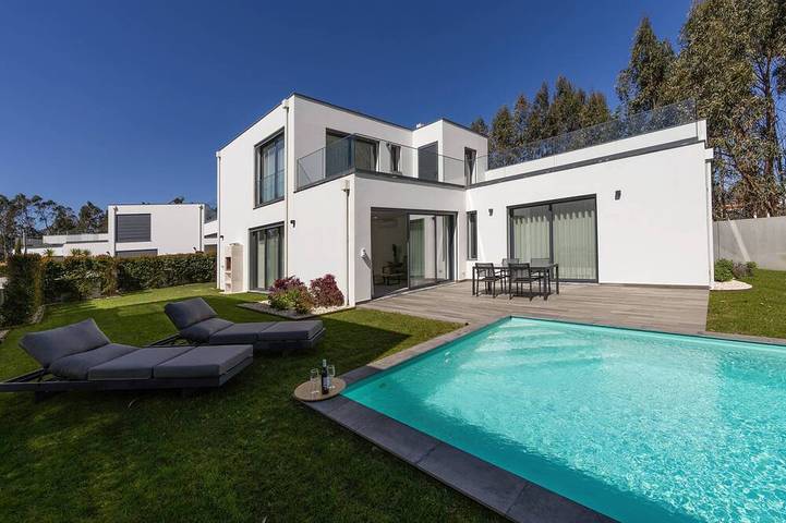 Villa pour 8 personnes, avec balcon à São Martinho do Porto