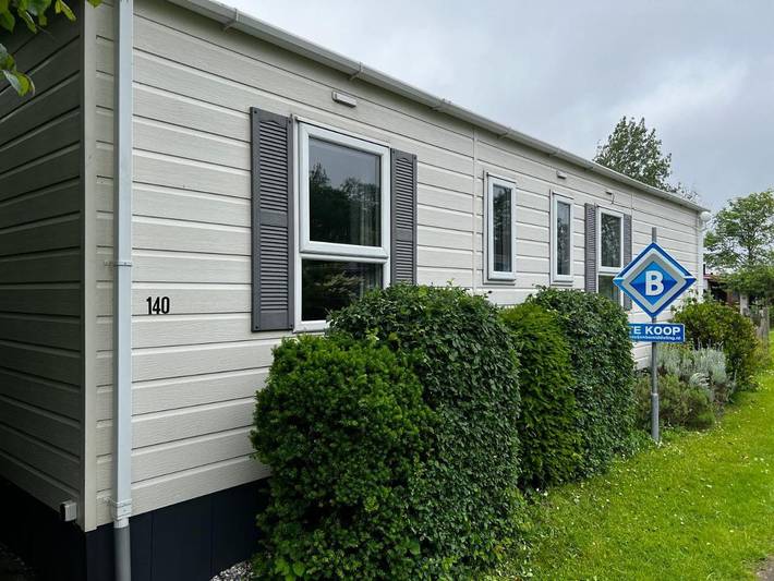 Chalet voor 4 personen, with Terras and Tuin as well as Uitzicht in Goedereede