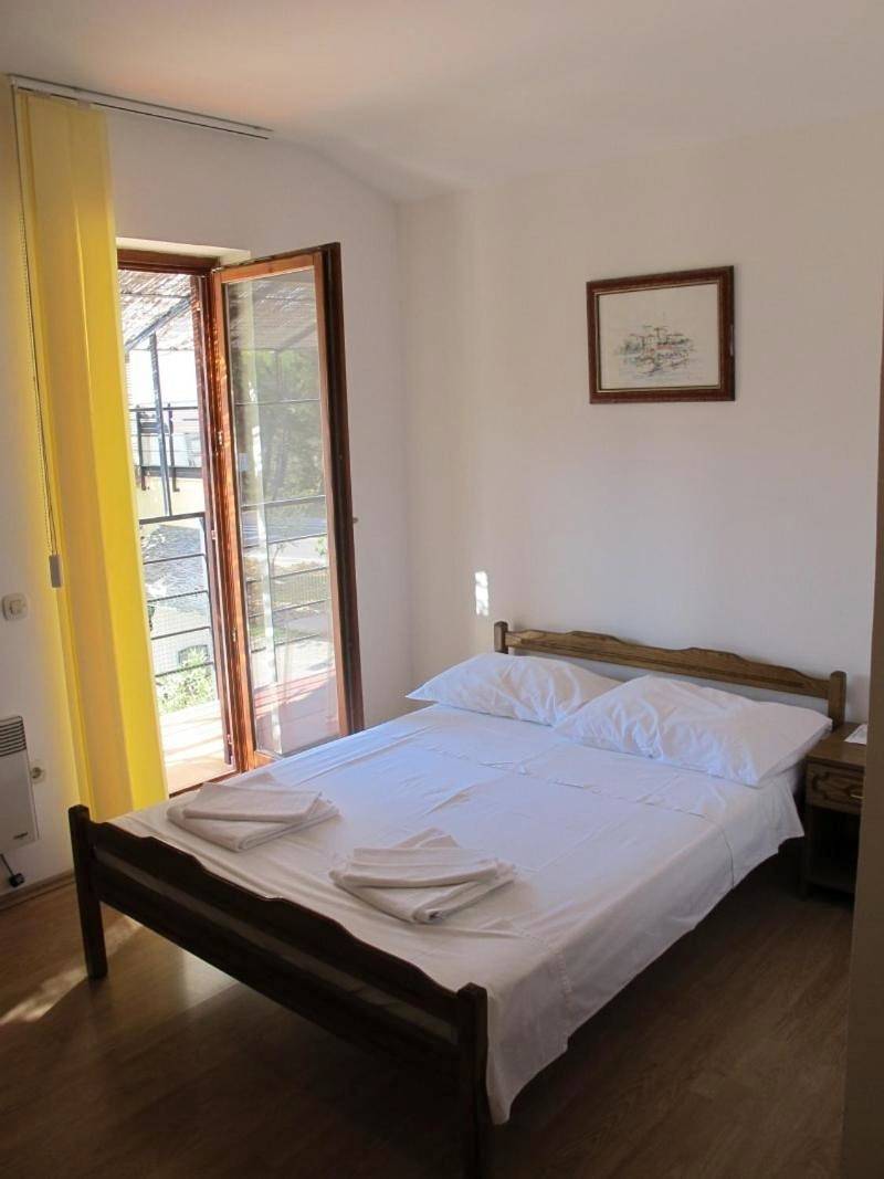 Apartments and Rooms Degenija in Starigrad Paklenica, Stari Grad