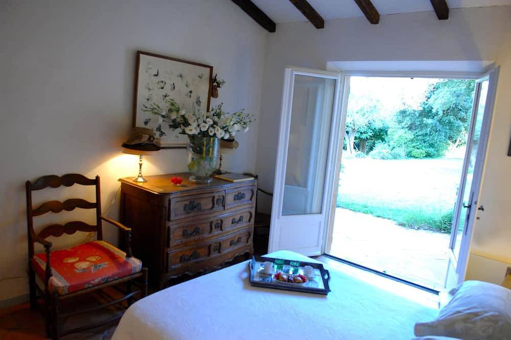 Atemberaubende Villa nahe dem Zentrum von St. Tropez (5 Minuten Places des Lices) in Saint-Tropez, Mittelmeerküste (Frankreich)