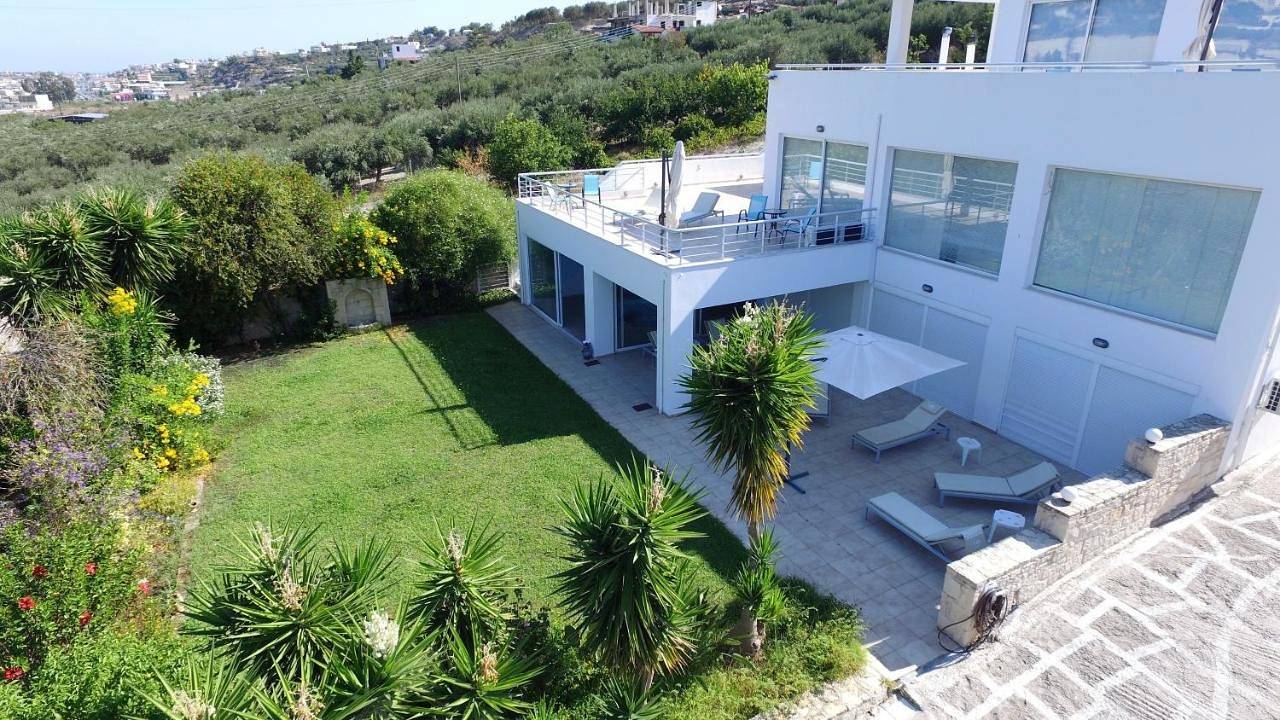 Villa with Private Pool in Iraklio-Heraklion und Umgebung