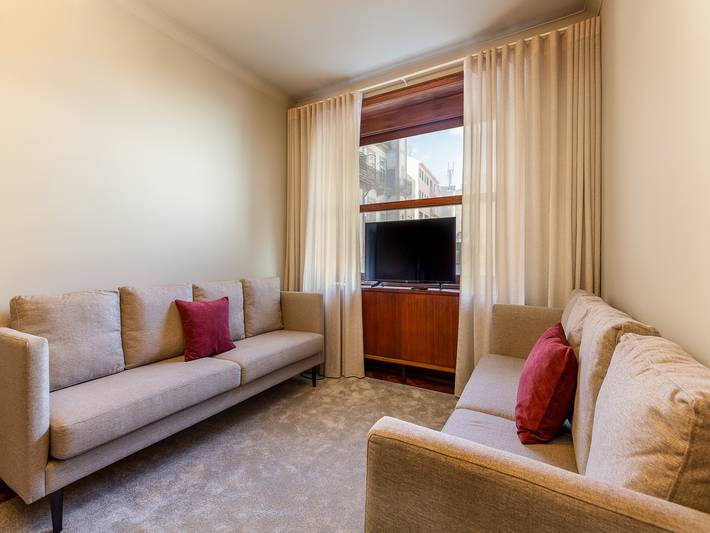 Vacation rental for 9 people, with balcony, kid friendly in Porto