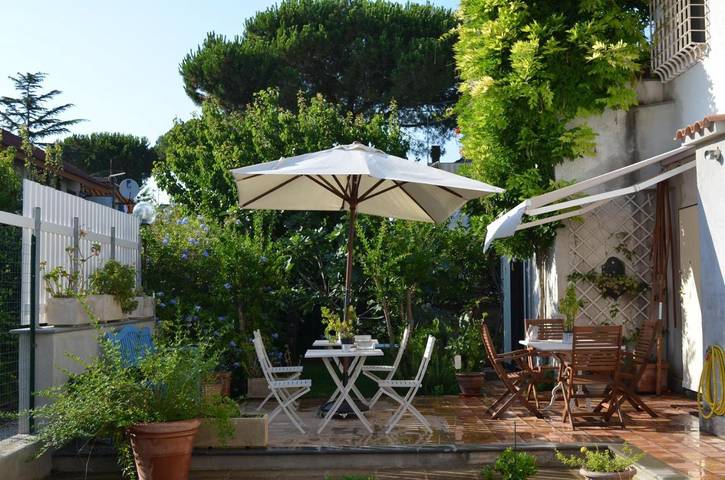 B&b per 4 persone, con Terrazza e Giardino nonché Panorama a Cerveteri