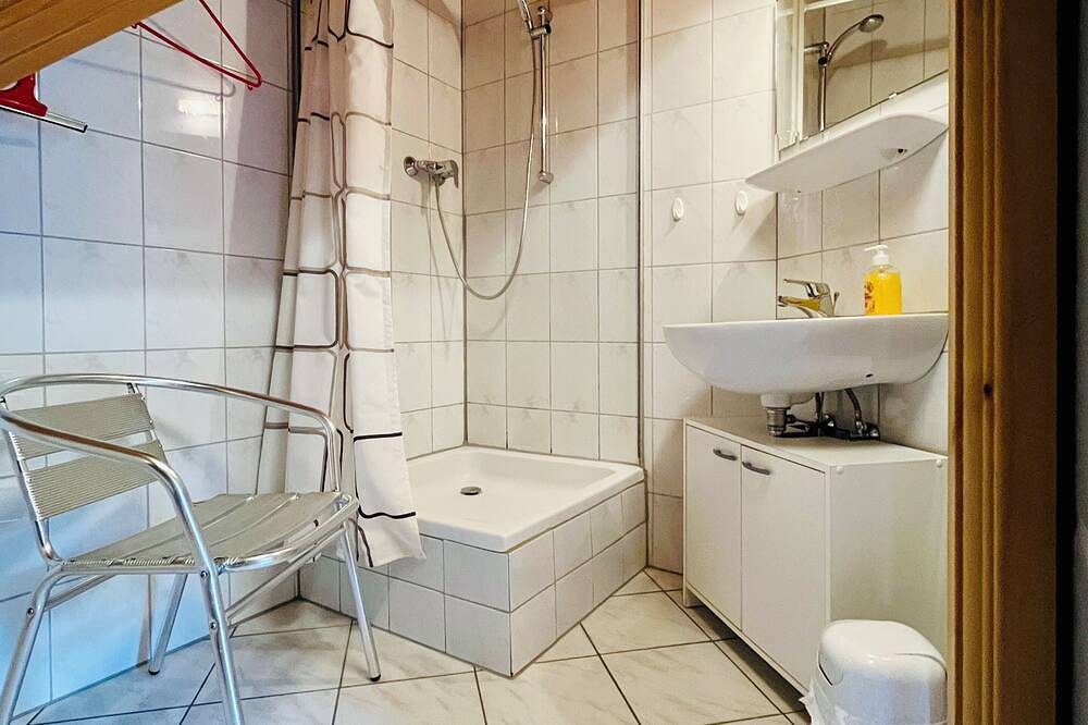 Ganze Wohnung, Ins Scholze kleine Ferienwohnung in Rimbach, Bergstraße