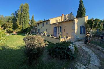 Gîte pour 2 personnes, avec jardin, animaux acceptés à Tarascon