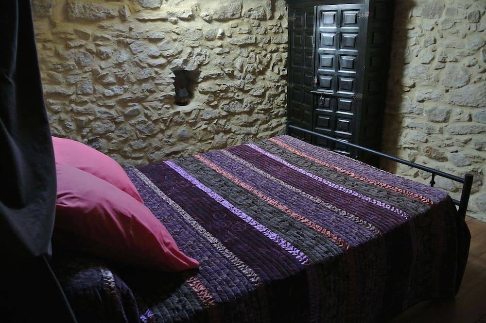 Mittelalterliche Hütte \"Pastourelle\" Mas im Xviii in Bollène, Vaucluse