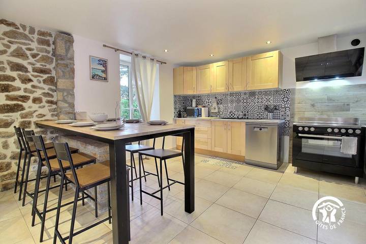 Gîte pour 5 personnes, avec jardin ainsi que terrasse et jacuzzi à Belz - 4