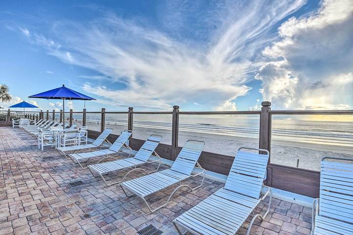 Vacation rental for 4 people, with balcony and pool in Daytona Beach