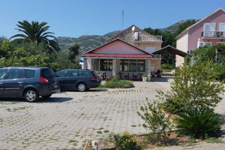 Adriatic Guesthouse Balota - Bungalow with Terrace 1 in Viganj, Dubrovnik-Neretva