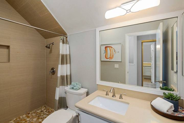 Vacation house for 6 people, with balcony, with pets in Mission Beach