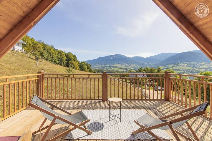 Gîte pour 4 personnes, avec Jacuzzi et Terrasse dans Doucy-en-Bauges