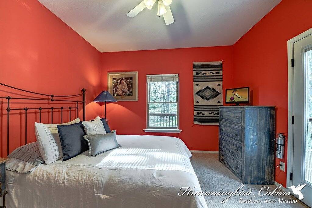 Ein großartiges Bergvergnügen: \"Kommen Sie und entspannen Sie sich maximal\" mit Whirlpool. in Alto, Ski Apache