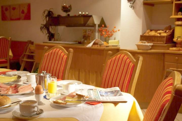 Hotel für 4 Personen, mit Garten und Ausblick in Höfen - 4