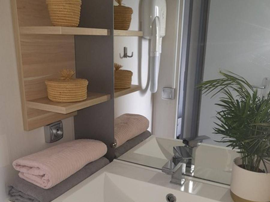 Camping les Cigales - Mobilhome 4 personas - Lodge Premium 2 habitaciones 4 P in Pézenas, Côte d'Améthyste