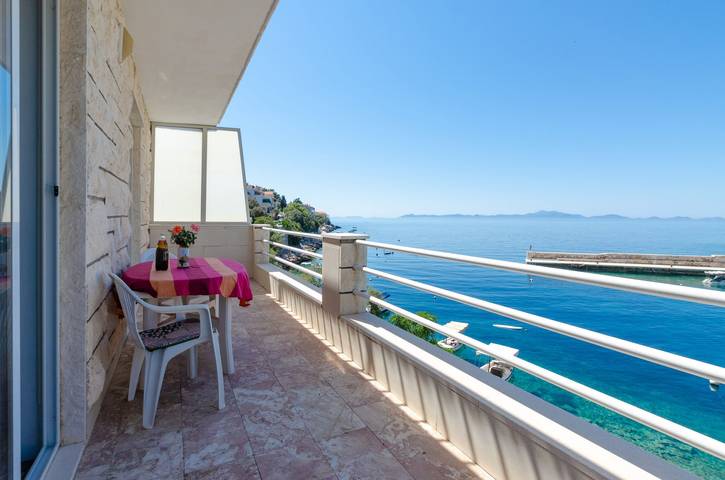 Apartament wakacyjny dla 6 osób, z balkon/ taras w Korčula