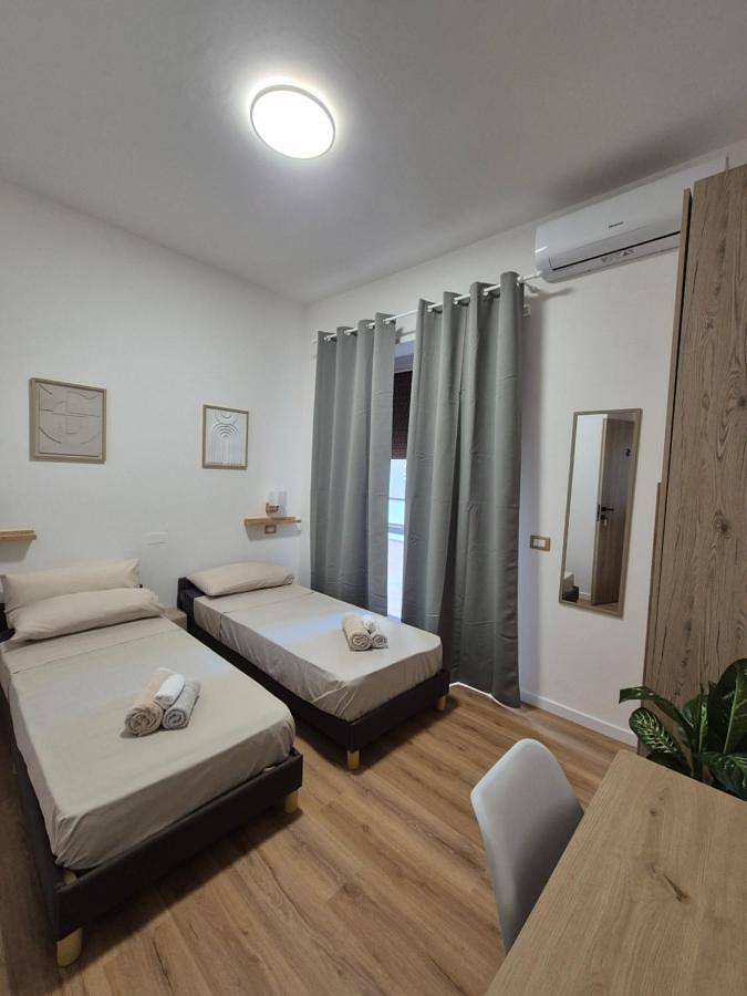 Maison d’hôte pour 2 personnes, avec Balcon ainsi que Terrasse et Vue à Cisterna di Latina - 2