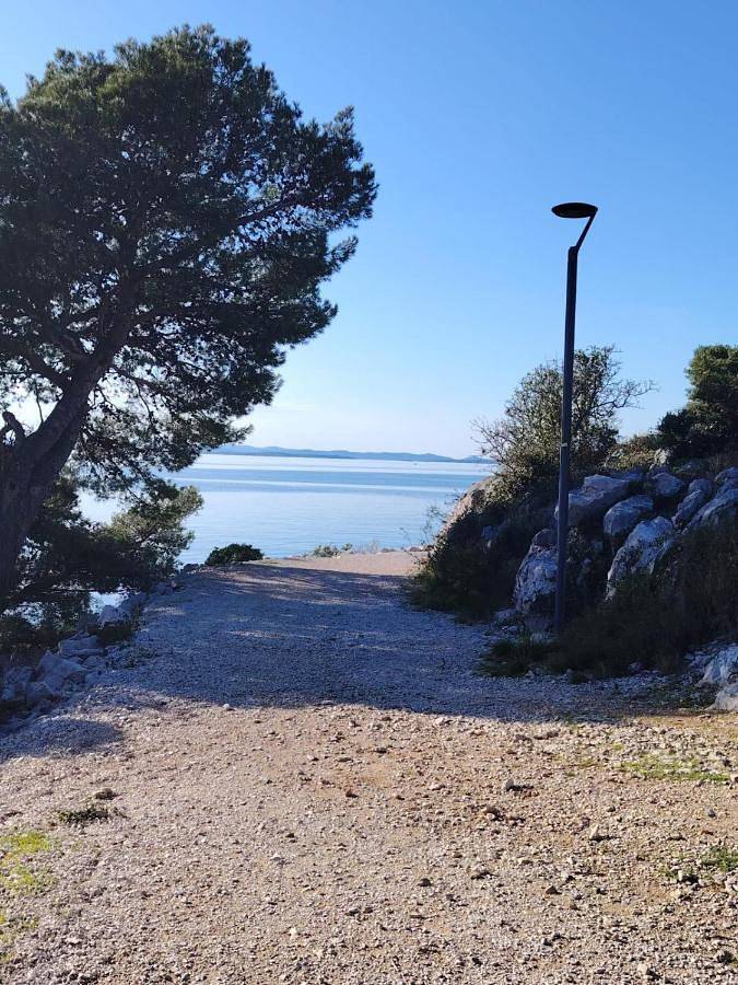 Camping für 5 Personen, mit Terrasse und Ausblick in Drage (Pakoštane) - 4