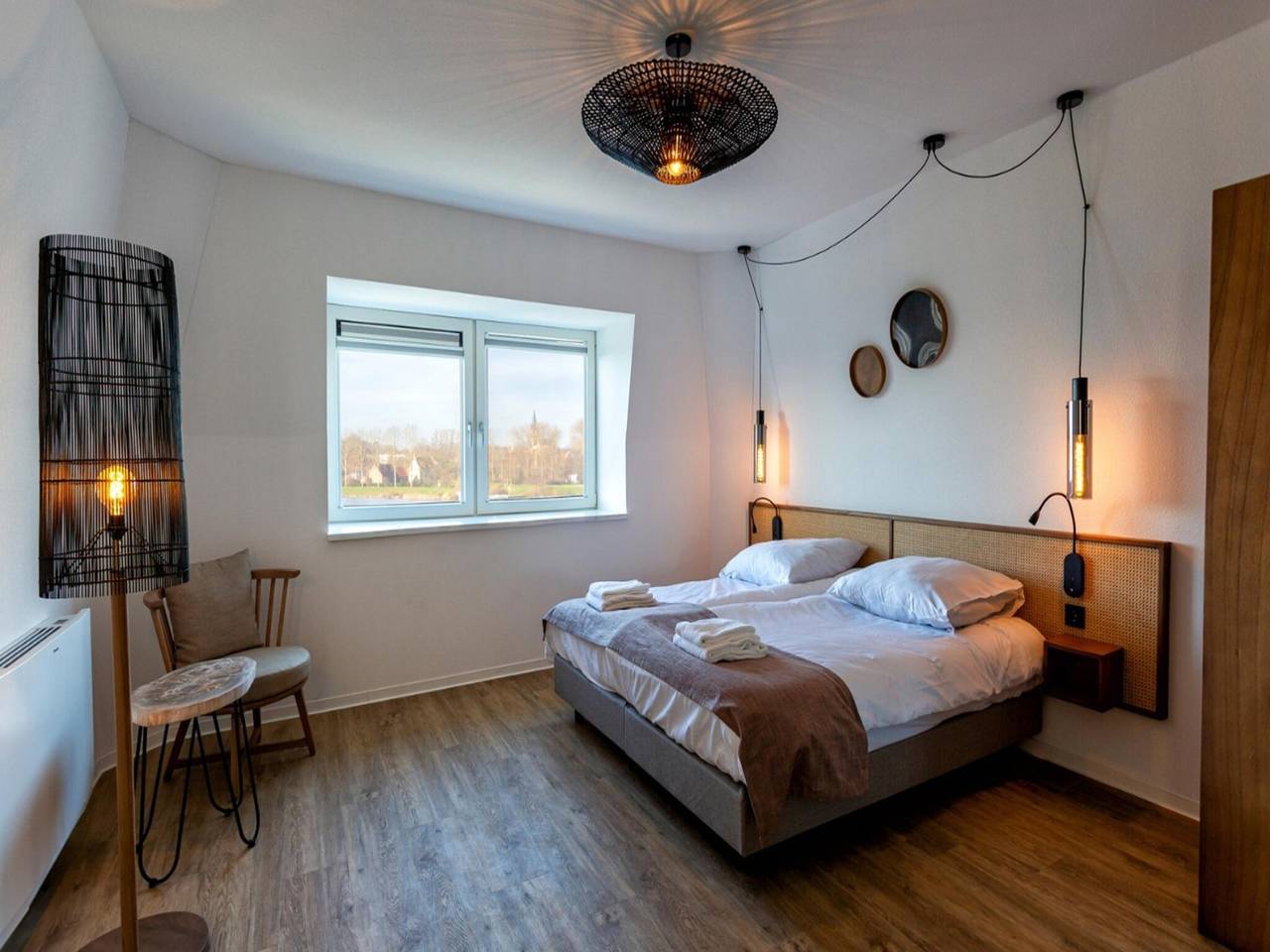 Geheel appartement, Penthouse met uitzicht op het meer, 2p in Thorn in Thorn, Limburg