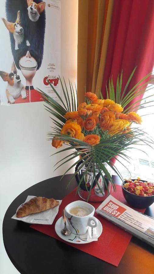 Hôtel pour 2 personnes, animaux acceptés à Eysines - 2