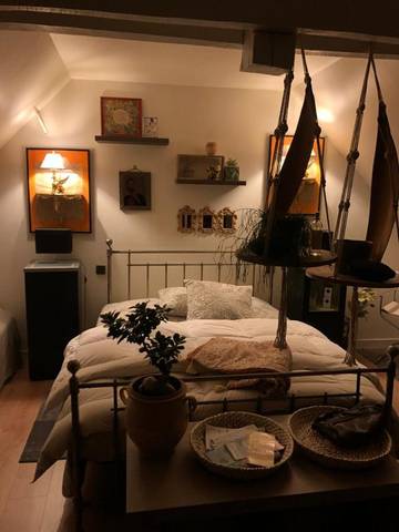 Chambre d’hôte pour 3 personnes, avec jardin à Blaison-Gohier