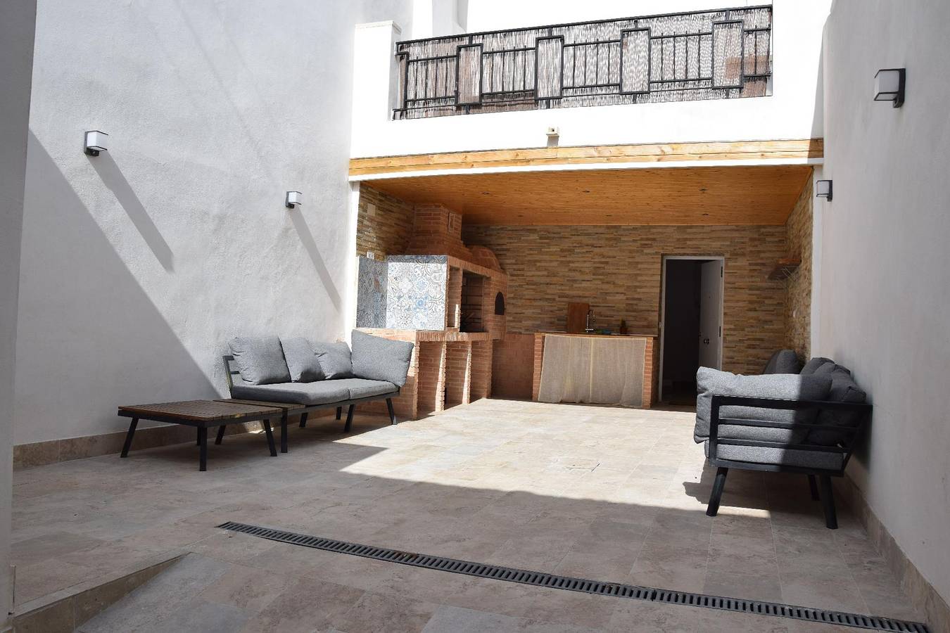 Chalet "Casa El chorro" con bar privado y barbacoa in Castalla, Interior de Alicante