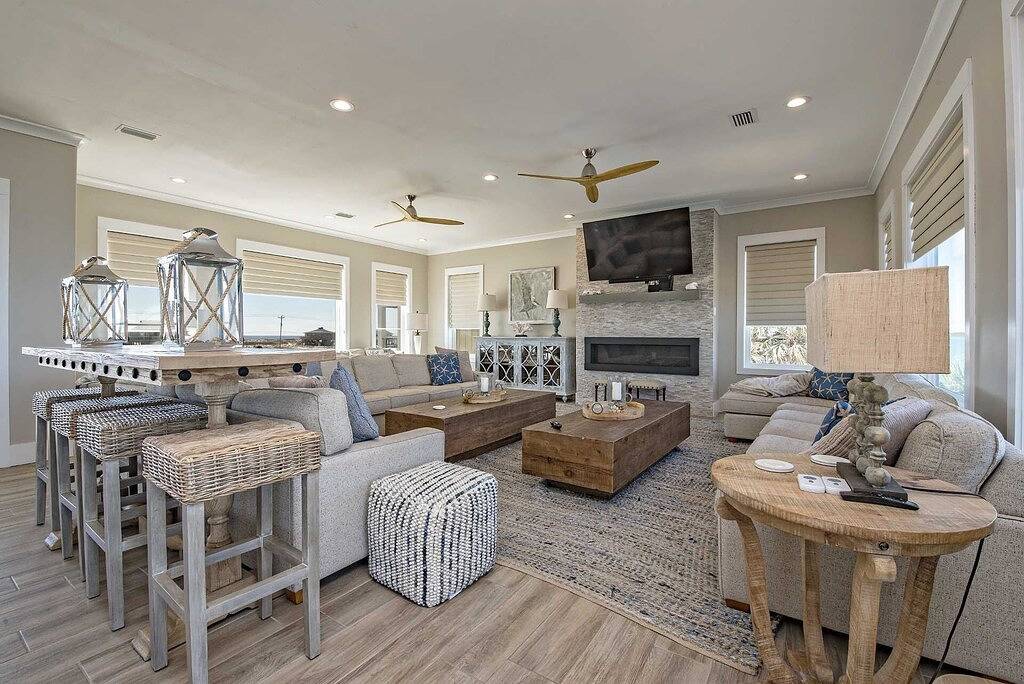 Vacation House for 16 Guests in Gulf Shores, Mobile Bay