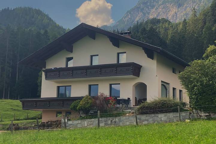 Ferienhaus für 8 Personen, mit Garten und Balkon