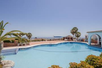 Maison De Vacances pour 6 Personnes dans Senorio de Capistrano (Nerja), Nerja, Photo 2