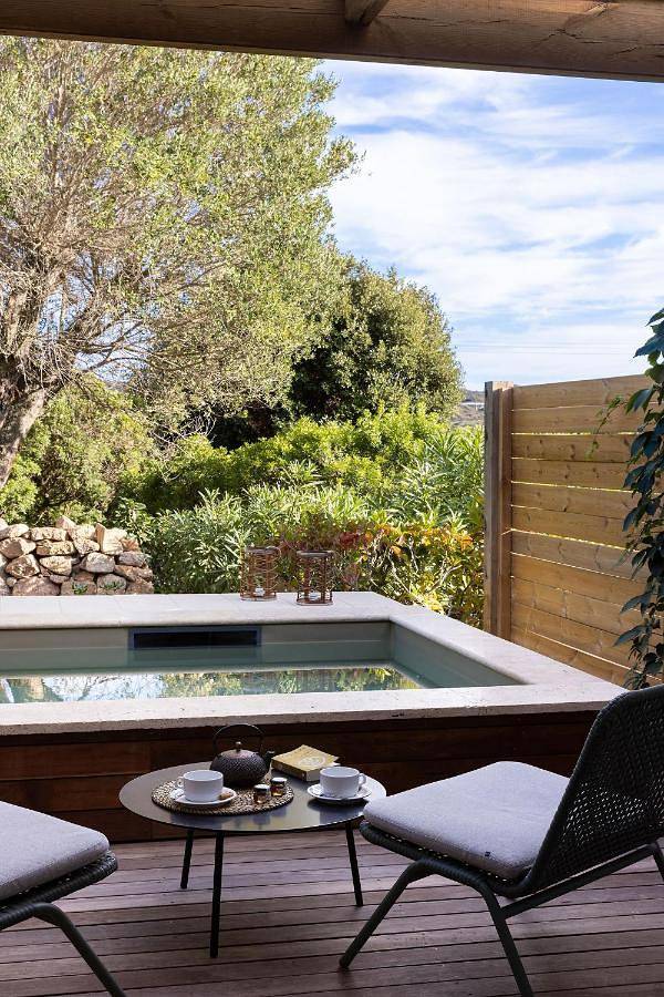 Hôtel pour 2 personnes, avec piscine ainsi que vue et jardin, animaux acceptés dans Plage De Maora - 3