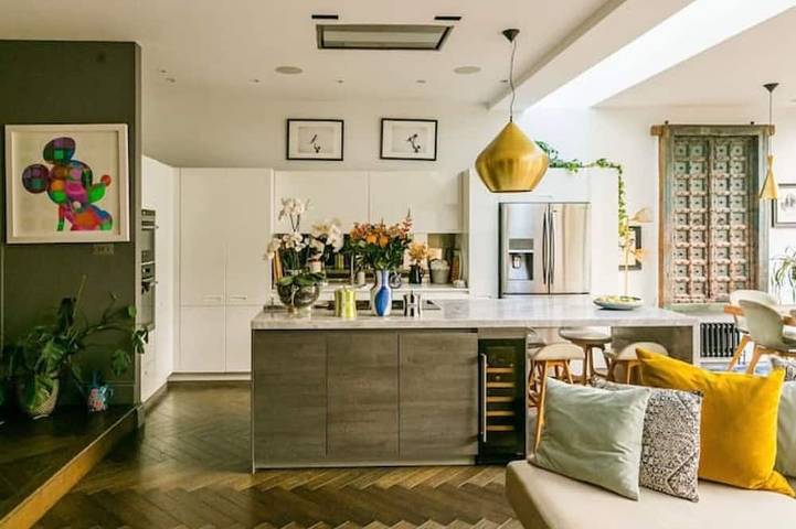 Holiday home for 7 people, with garden in Hounslow
