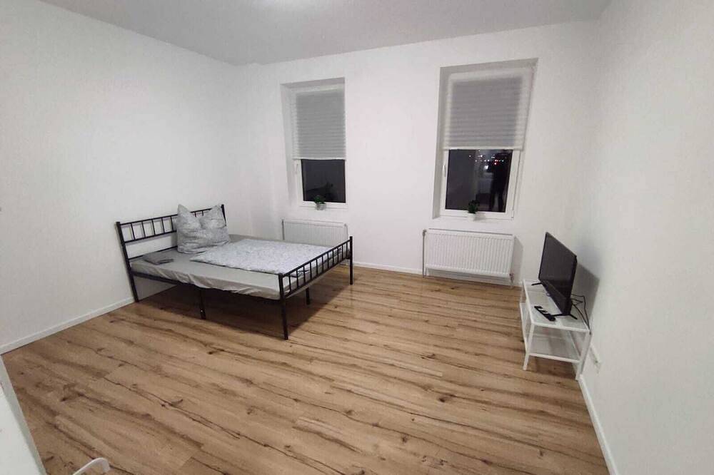 Ganze Wohnung, Beautiful flat in Altenburg with wifi and smart T in Altenburg, Ostthüringen