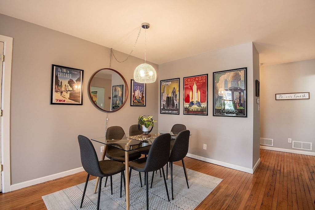 Ganze Wohnung, Downtown Lake Geneva Chicago Suite Walk to Beach Dining Shops Parking in Lake Geneva (WI), Walworth County