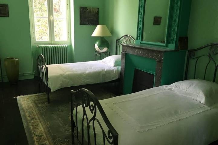 Location de vacances pour 15 personnes, avec jardin, animaux acceptés à Saint-Sulpice-et-Cameyrac - 4