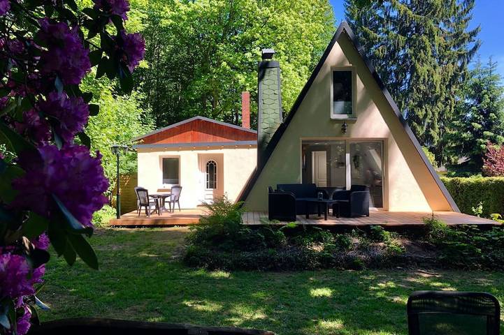 Ferienhaus für 2 Personen, mit Garten und Pool, mit Haustier in Chemnitz