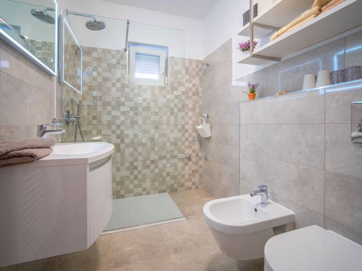 Location de vacances pour 5 personnes, avec terrasse à Lovran - 4