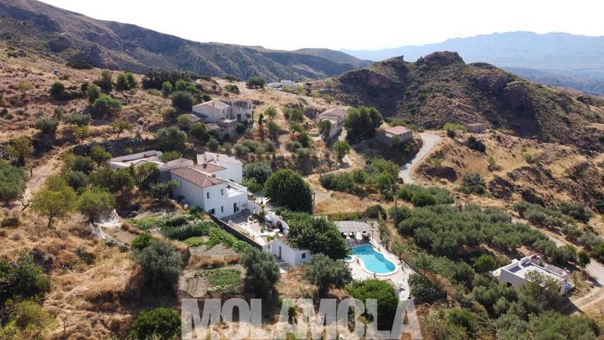 Casa rural para 4 personas, con Balcón y Terraza además de Jardín y Piscina en Bédar
