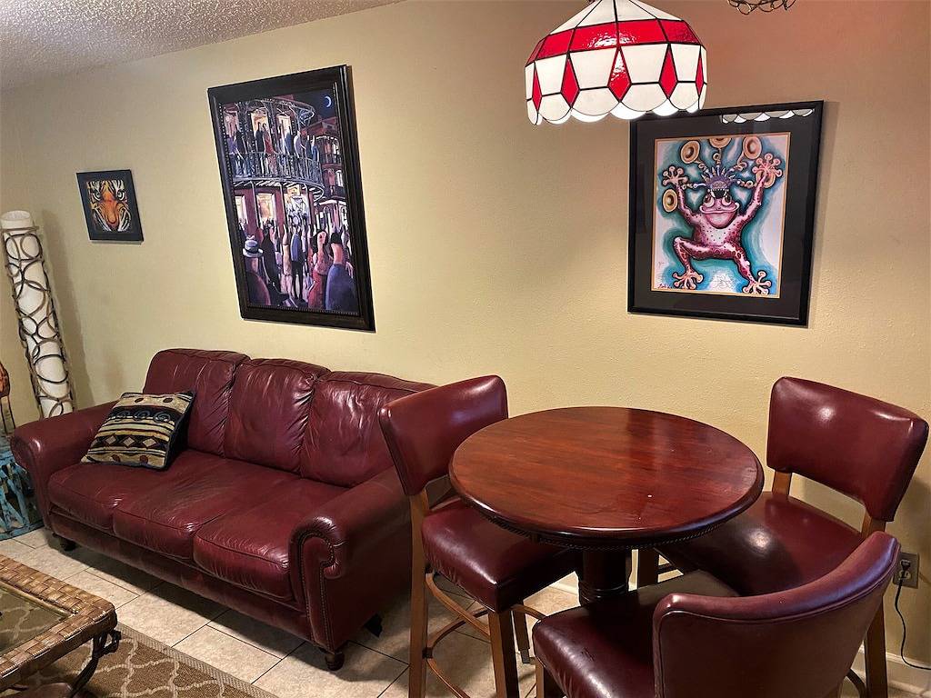 Ganze Wohnung, Comfortable and Quiet Condo in Perfect Lsu/Downtown Area in Baton Rouge, East Baton Rouge Parish