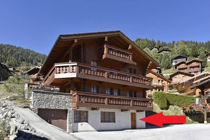 Ferienwohnung für 4 Personen, mit Terrasse und Ausblick in Grimentz