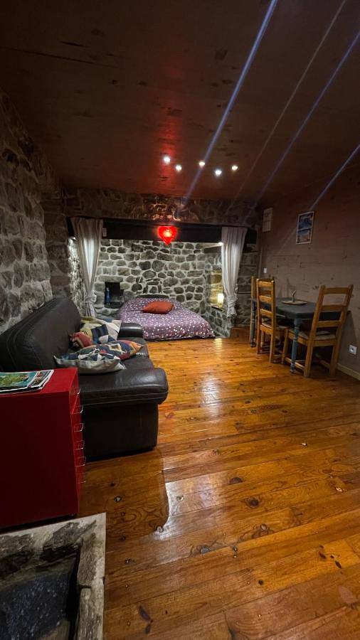 Gîte pour 2 personnes, avec jardin et vue à Saint-Prix - 3