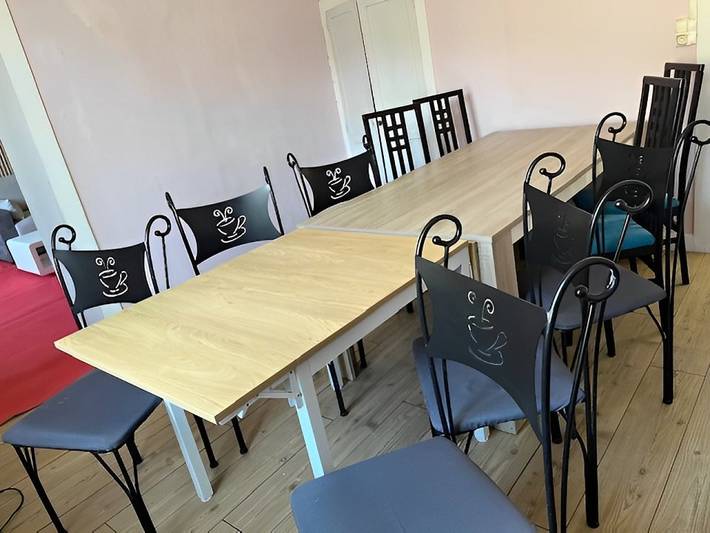 Gîte pour 12 personnes, avec jardin et jacuzzi dans Les Mille étangs - 4