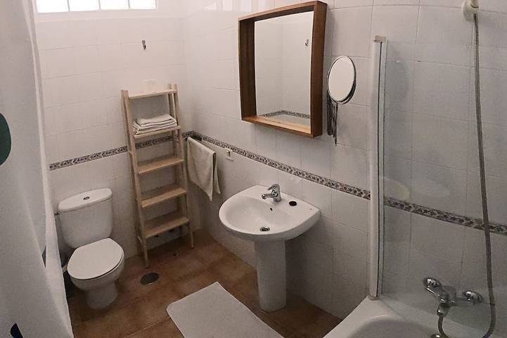 Entire apartment, Apartment Near The Beach Of Famara Ideal For Couples Or Families With Children in Famara Beach, Teguise