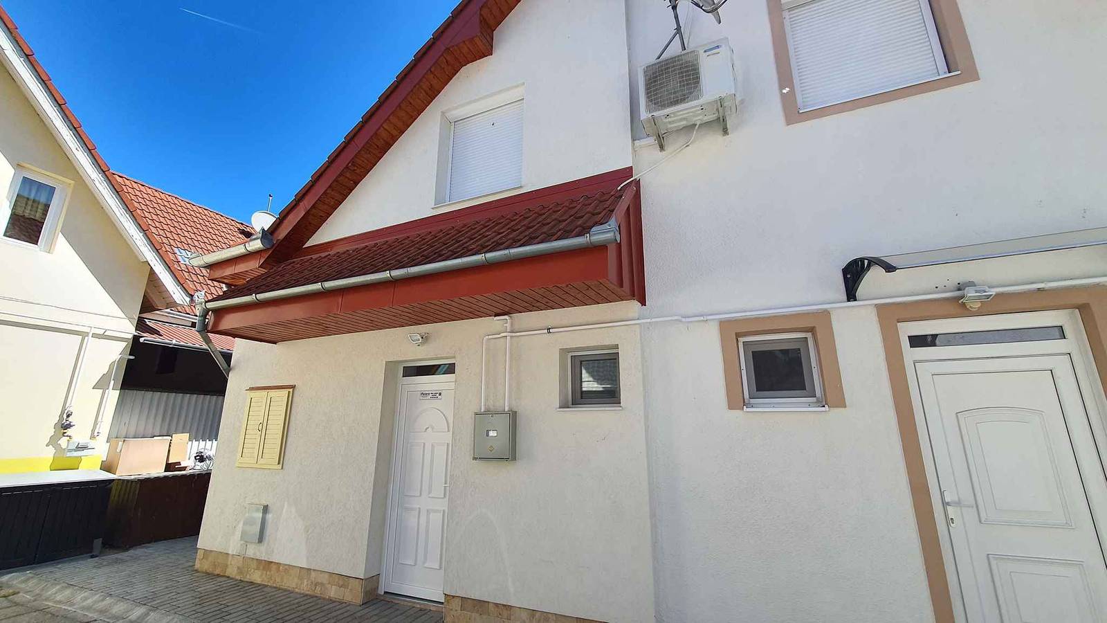 Ganze Ferienwohnung, Ferienwohnung direkt am Balaton und an der Strandpromenade mit Seeblick  in Zamardi, Siófok und Umgebung