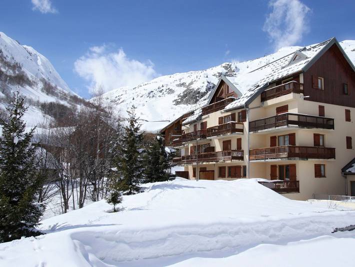 Gîte pour 4 personnes, avec Balcon/Terrasse et Piscine dans Col De La Croix De Fer