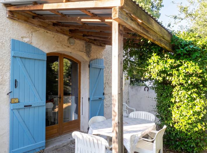 Appartement entier, Appartement charmant au Luc avec piscine partagée, 42 m² in Le Luc, Région de Draguignan