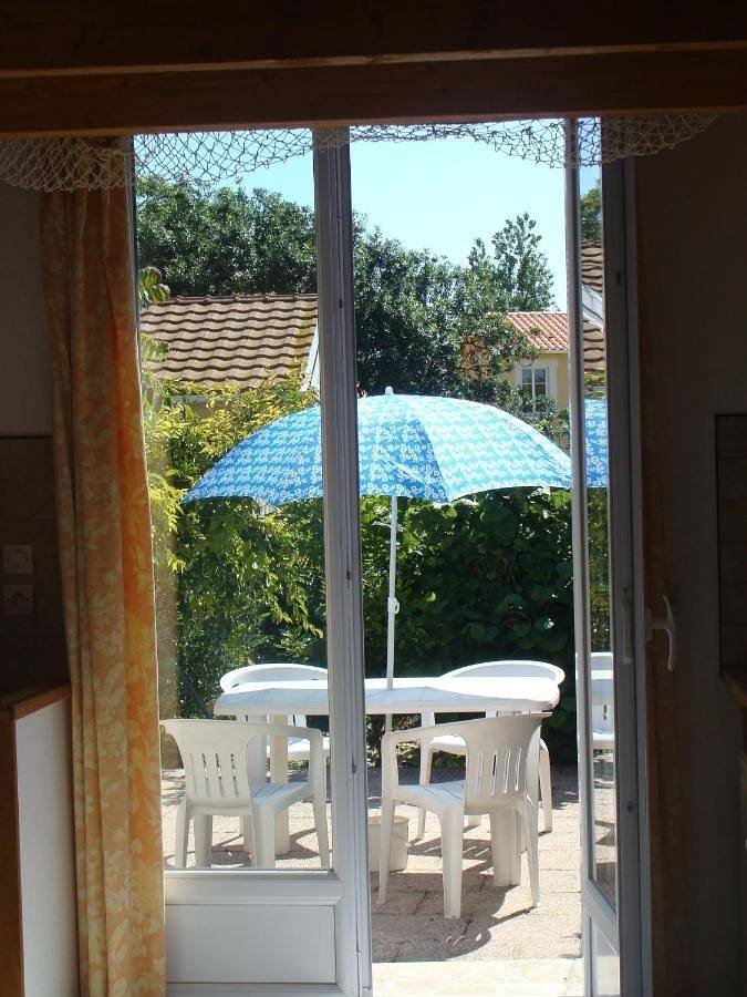 Location de vacances pour 4 personnes, avec jardin dans Plage Saint-Jean des Sables - 4