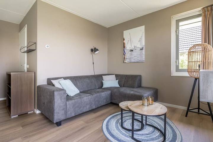 Rcn de Potten — Ferienhaus de Tjalk in Friesland