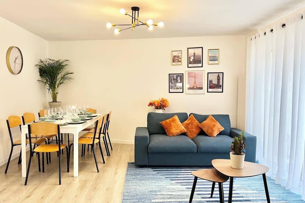 Air-conditioned house & parking 15 minutes from Paris in Bagneux, Hauts-de-Seine