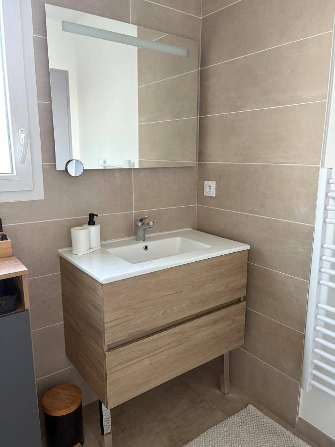 Gîte pour 2 personnes, avec terrasse, animaux acceptés à Guilherand-Granges - 2