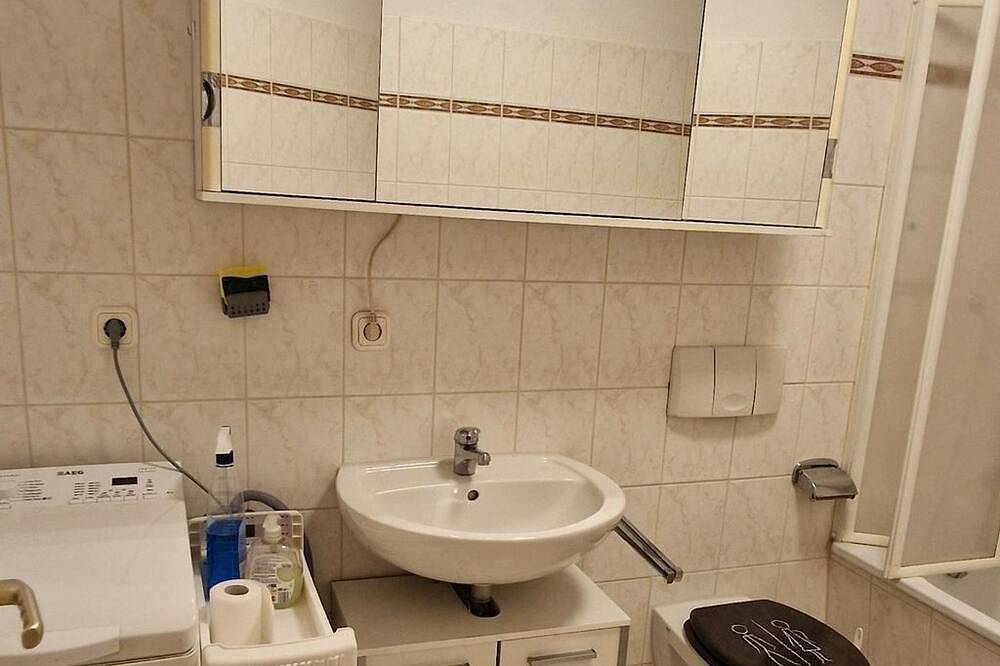 Ganze Wohnung, Ferienwohnung zum Schloss - Ferienwohnung, Badewanne, Wc, 1 Schlafraum in Plauen, Chemnitz und Umgebung